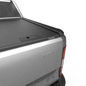 Ford Ranger PX with EGR RollTrac manual roller cover closed