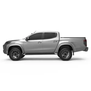 Mitsubishi Triton MR 2019 side view with EGR RollTrac Electric roller cover