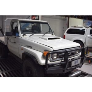 Toyota Landcruiser 70 Series 1HZ with HPD Series 2 top mount intercooler and bonnet scoop installed