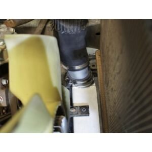 HPD Mitsubishi Pajero V80 intercooler pipe connection near radiator fan