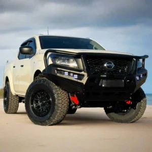 Nissan Navara with Armando Spartan Hoop Bull Bar on beach